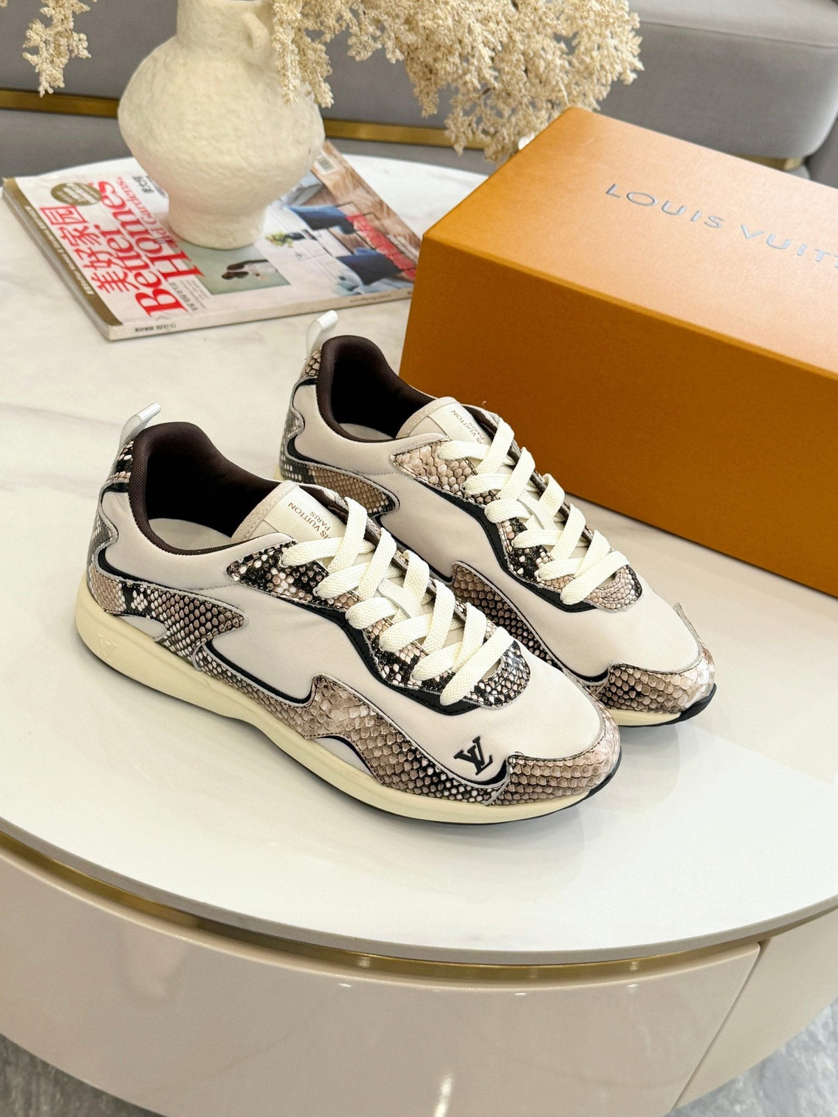 Louis Vuitton Drop 300 Low-Top Sneakers