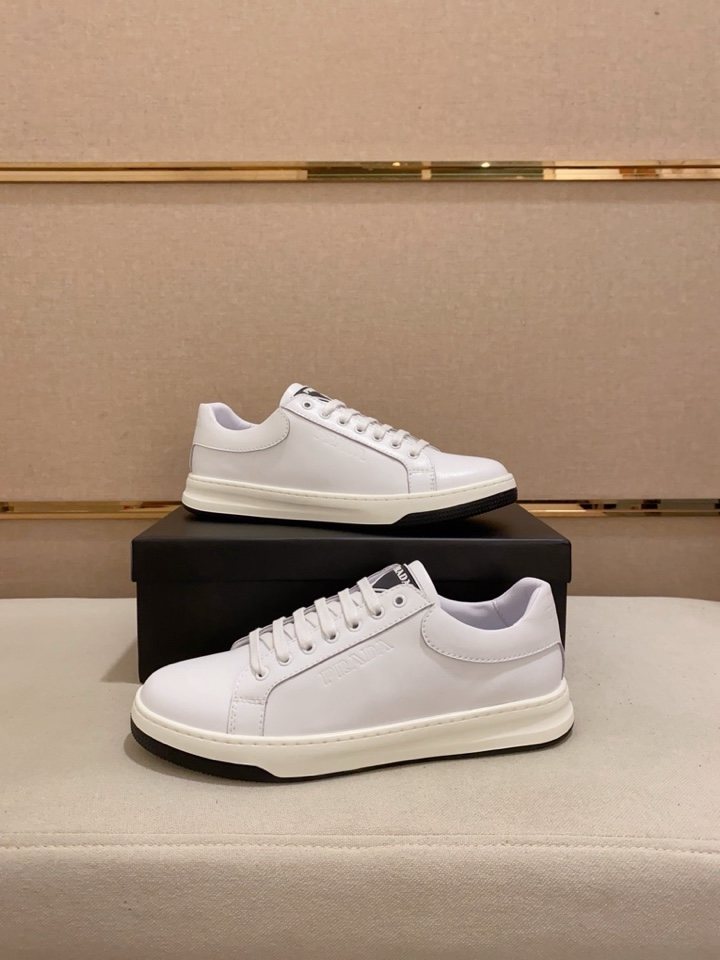 Prada Men's Low-Top Lace-Up Sneakers