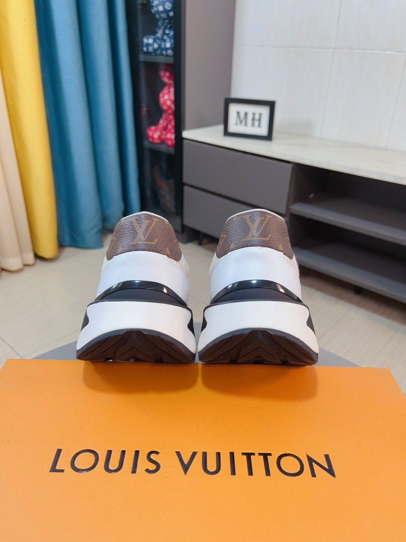 Louis Vuitton Patterned Low-Top Sneakers